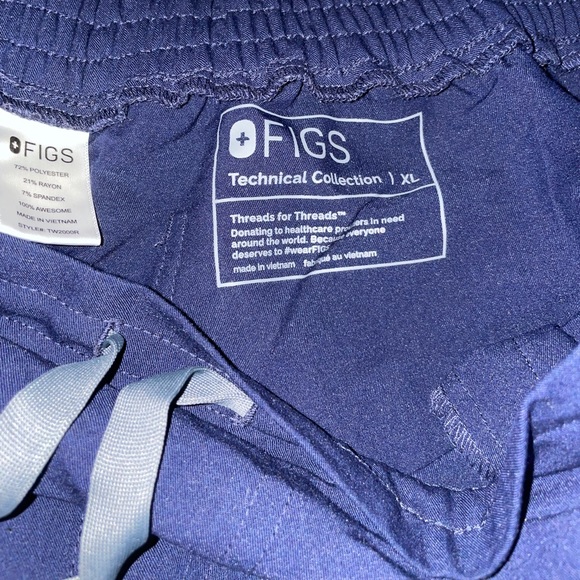 FIGS Navy Blue Scrub Set size XL - Picture 5 of 7
